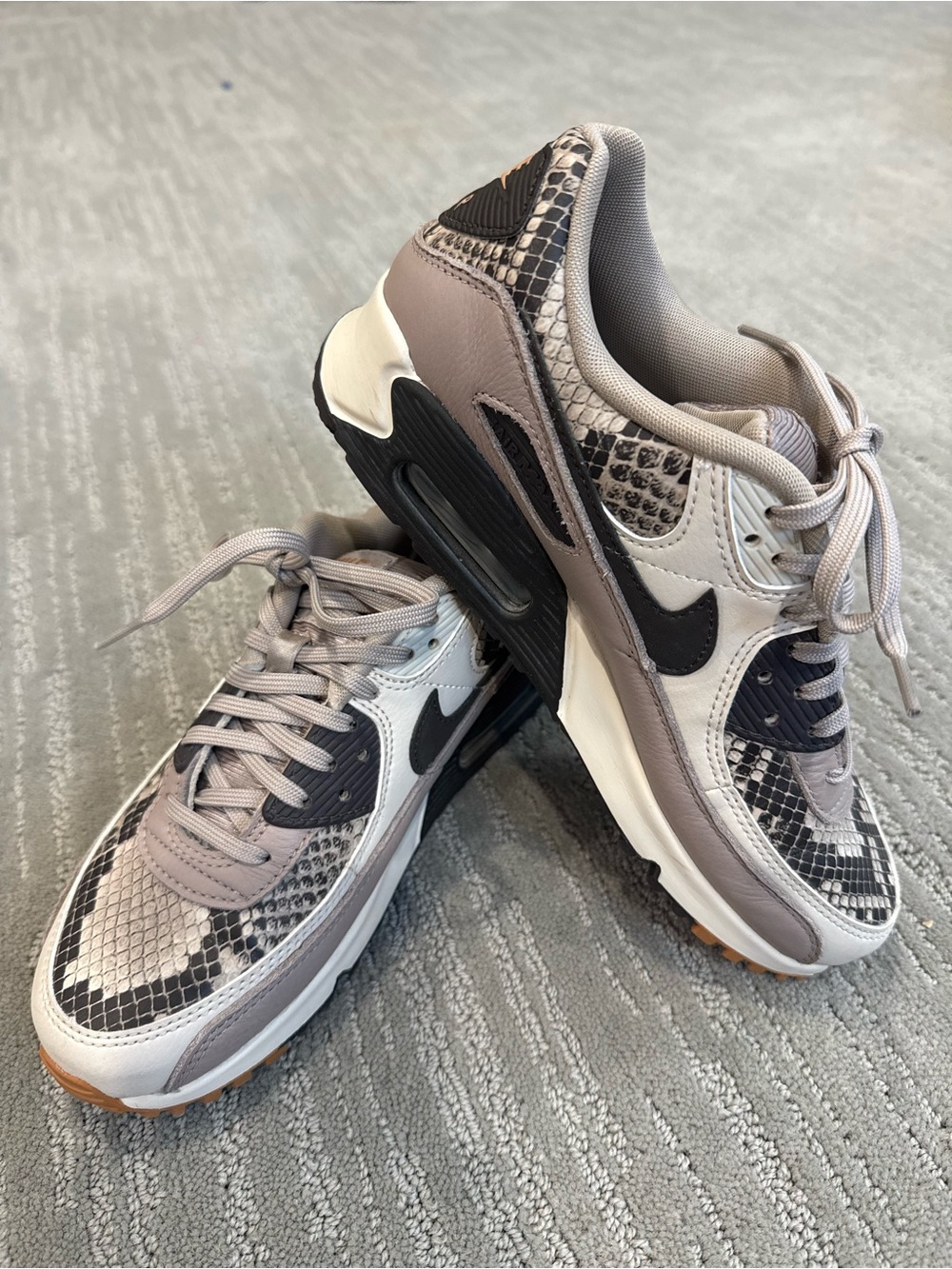 Nike Air Max 90 SE Tan Snakeskin HF1212-200 Sneakers Women's 7.5 - Picture 4 of 7